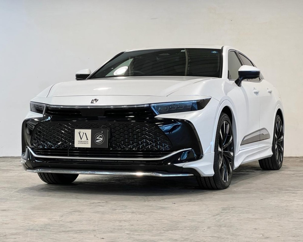 TOYOTA CROWN CROSSOVER TURBO HYBRID RS ADVANCED